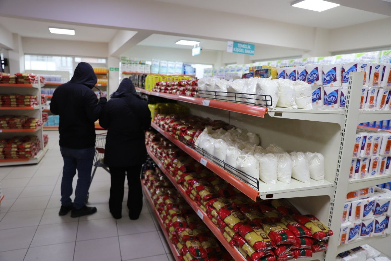 Sosyal Market Ramazan Ayında İhtiyaç Sahiplerini Yalnız Bırakmıyor sosyal market ramazan ayinda ihtiyac sahiplerini yalniz birakmiyor 9776 1