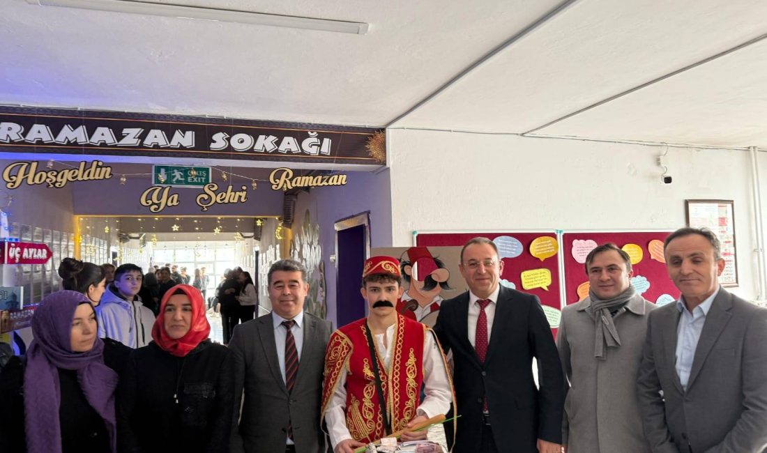 Ünye Mustafa Rakım Anadolu Lisesi'nden Ramazan Sokağı Etkinliği