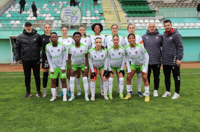 Ünye Kadın Futbol Kulübü, Beylerbeyi SK ile Berabere Kaldı unye kadin futbol kulubu