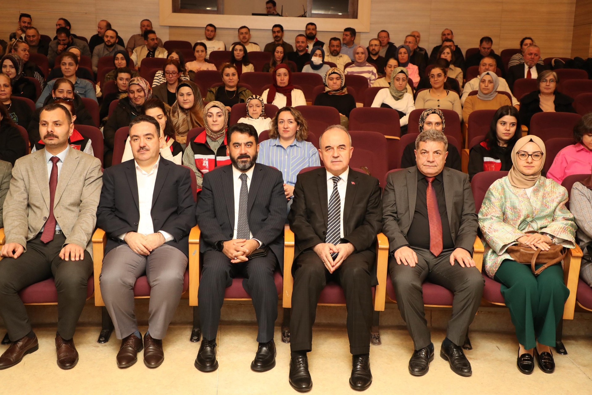 vali erol aile yili kapsami