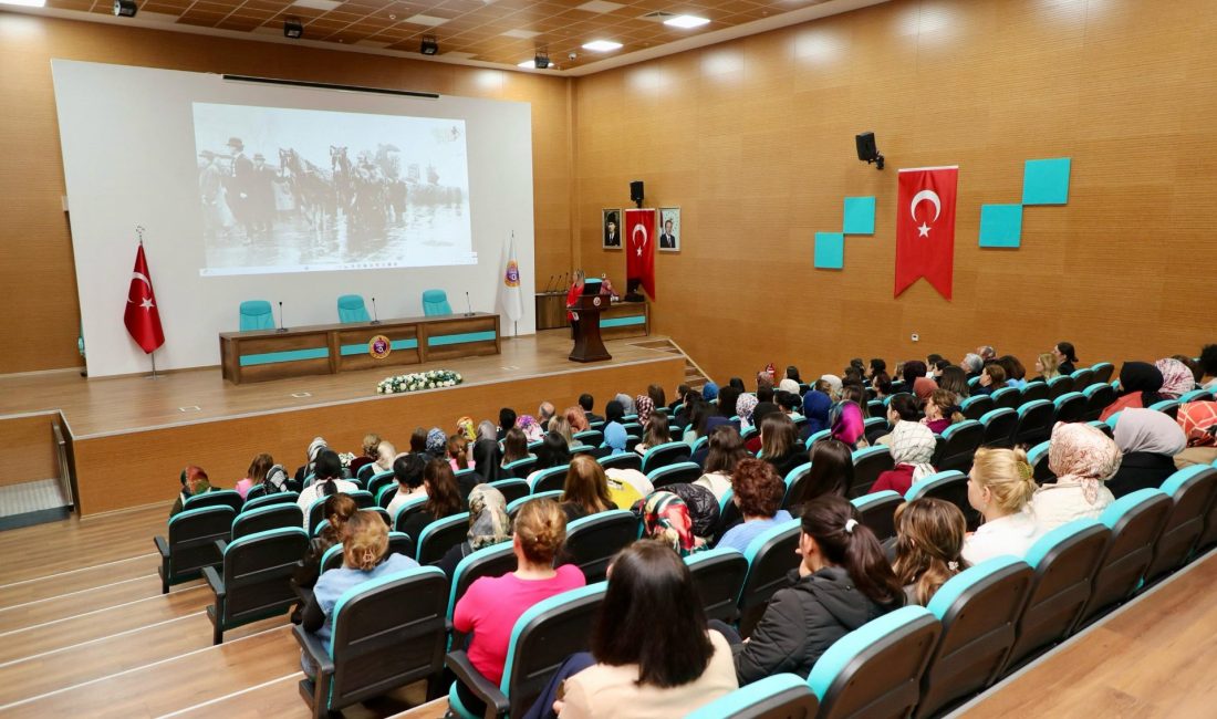 Vali Muammer Erol, 8 Mart Dünya Emekçi Kadınlar Günü münasebetiyle
