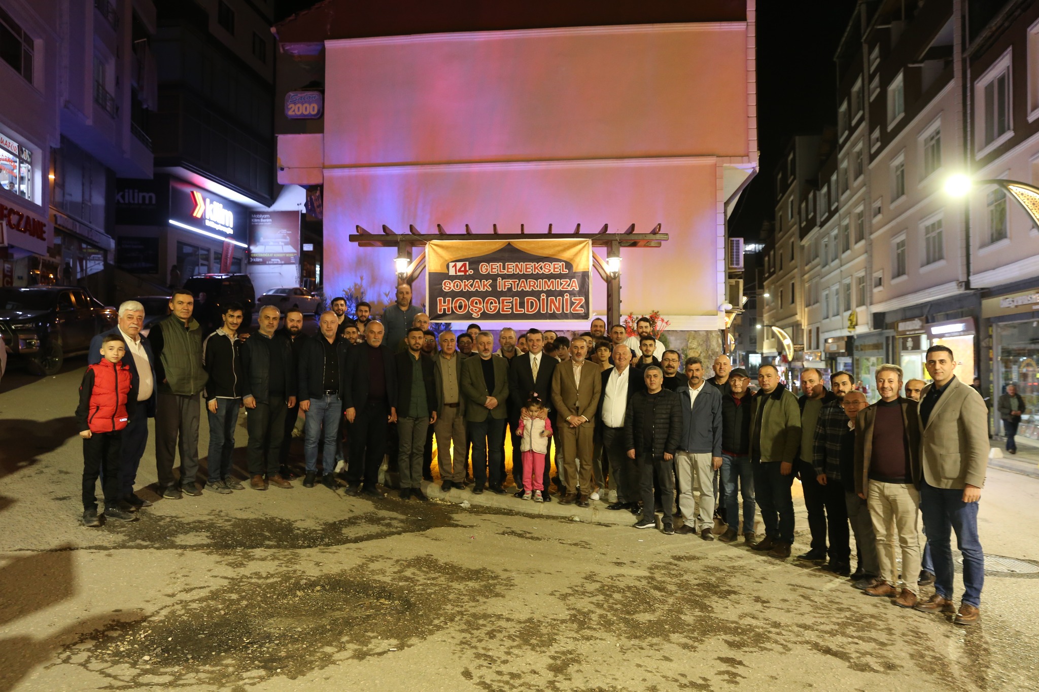 yusuf yalcuva iftar .jpg3