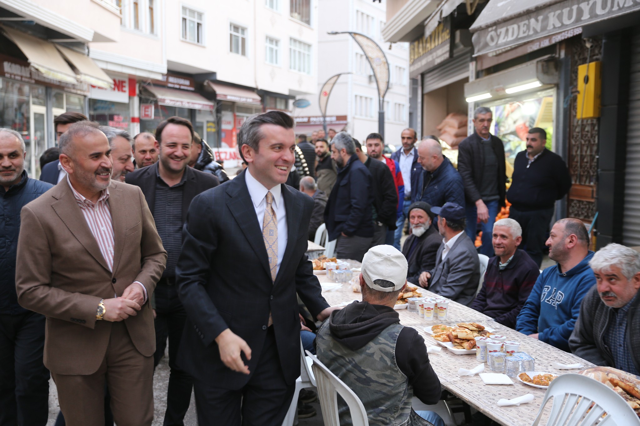 Kumru’da Geleneksel Sokak İftarı yusuf yalcuva iftar .jpg5
