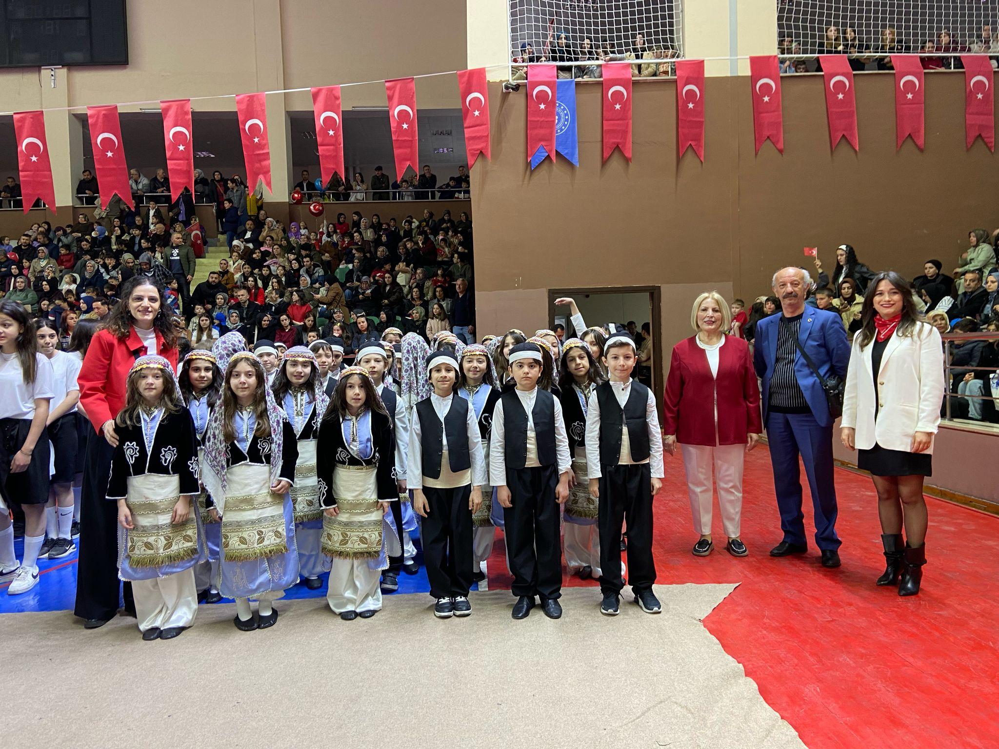 bahcesehir koleji unye 23 nisan