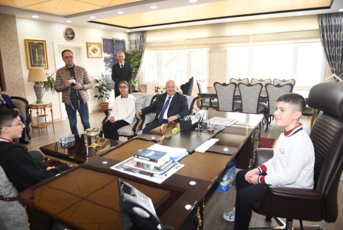 Ünye Belediye Başkanı Hüseyin Tavlı 23 Nisan Ulusal Egemenlik ve