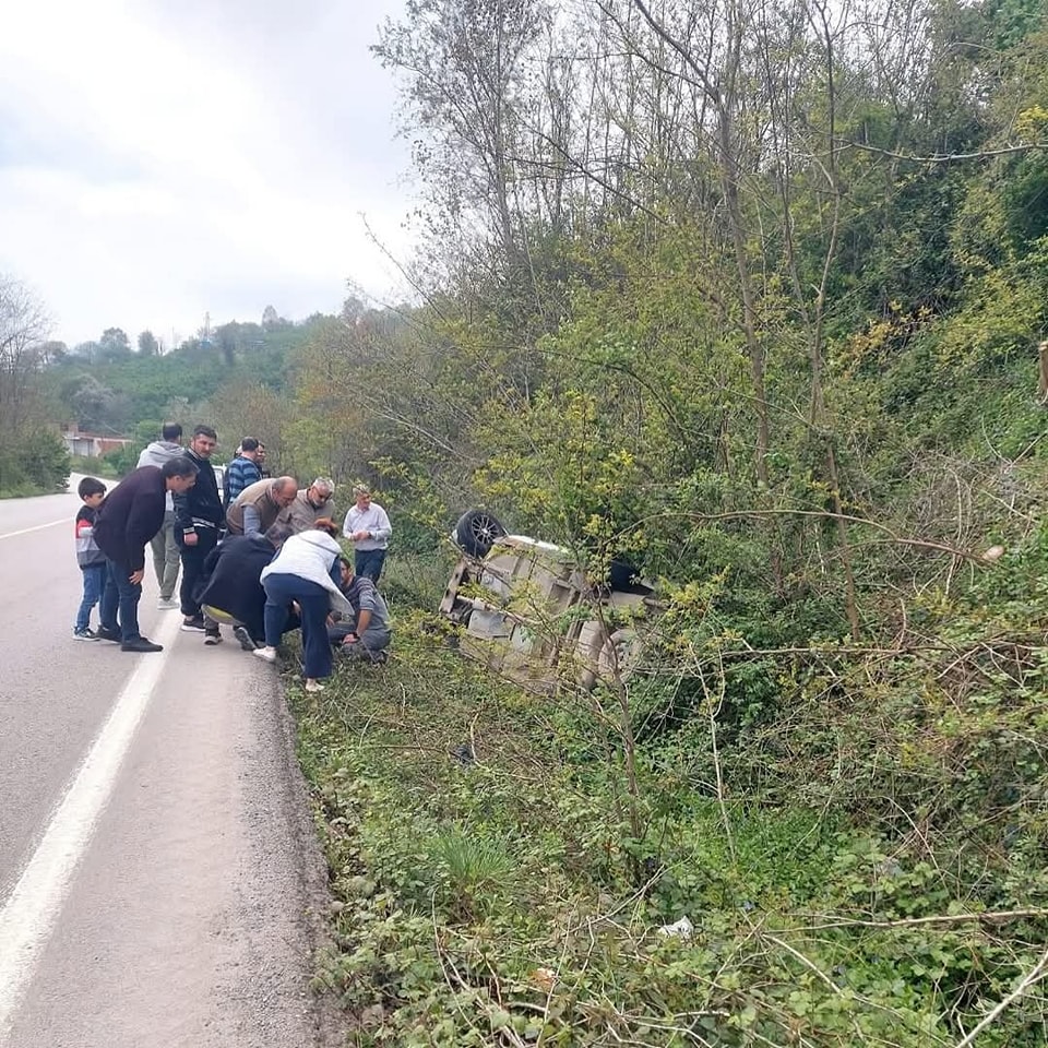Araç Takla Attı, 1 Kişi Yaralandı kumru trafik kaza