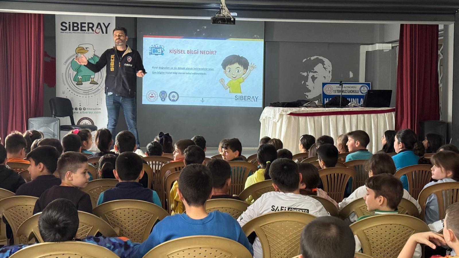 Ordu İl Emniyet Müdürlüğü'nden Dijital Güvenlik Eğitimi: Güvenli İnternet ve