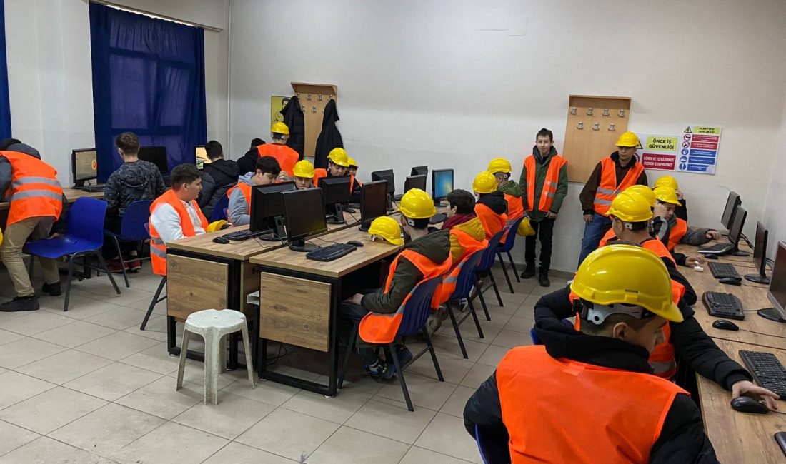 Ünye İlçe Milli Eğitim Müdürlüğü tarafından yürütülen “Hayalimdeki Meslek” Projesi,