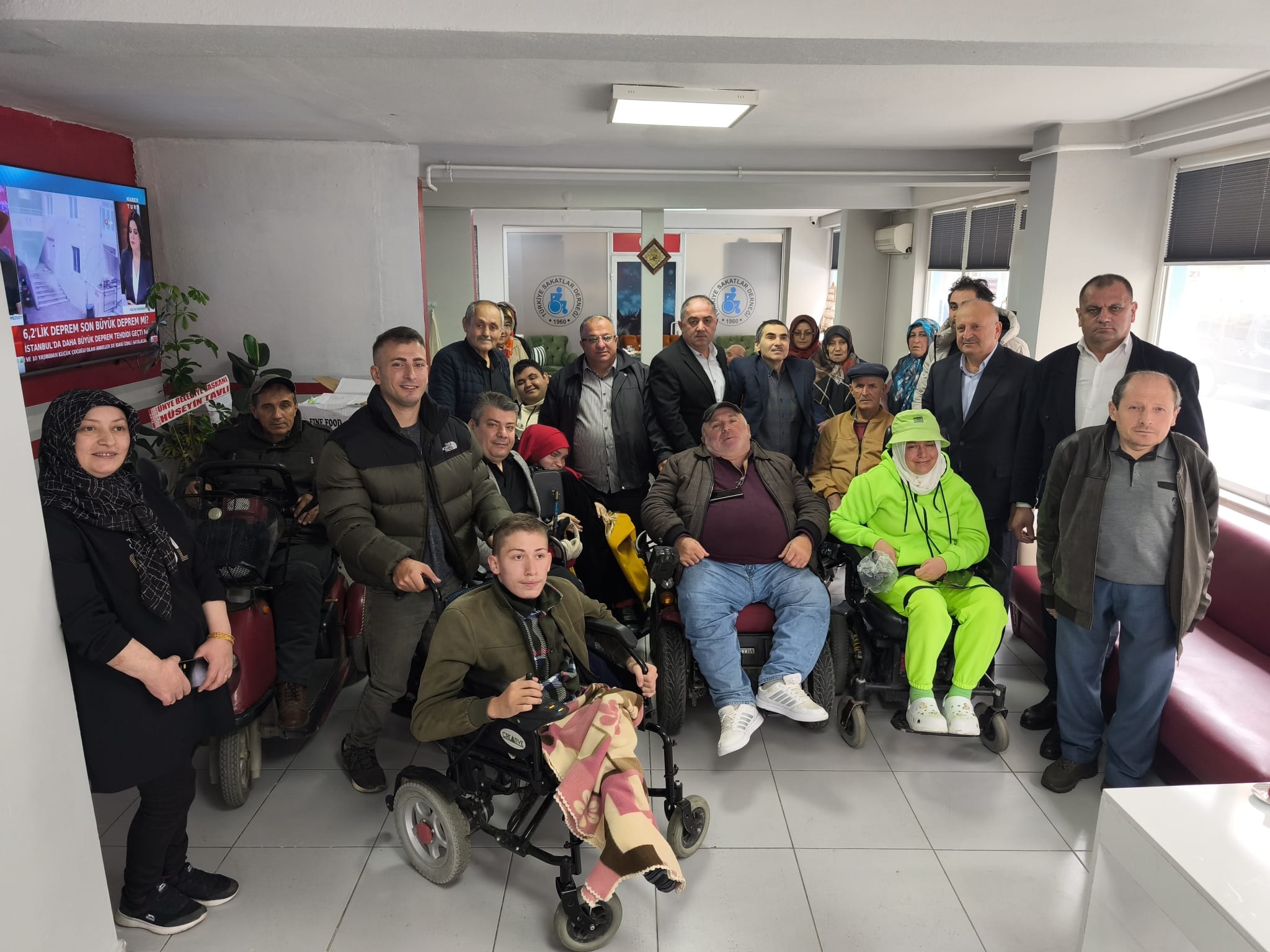 Başkan Tavlı’dan Engellilere Destek Ziyareti unye sakatlar dernegi.jpg2