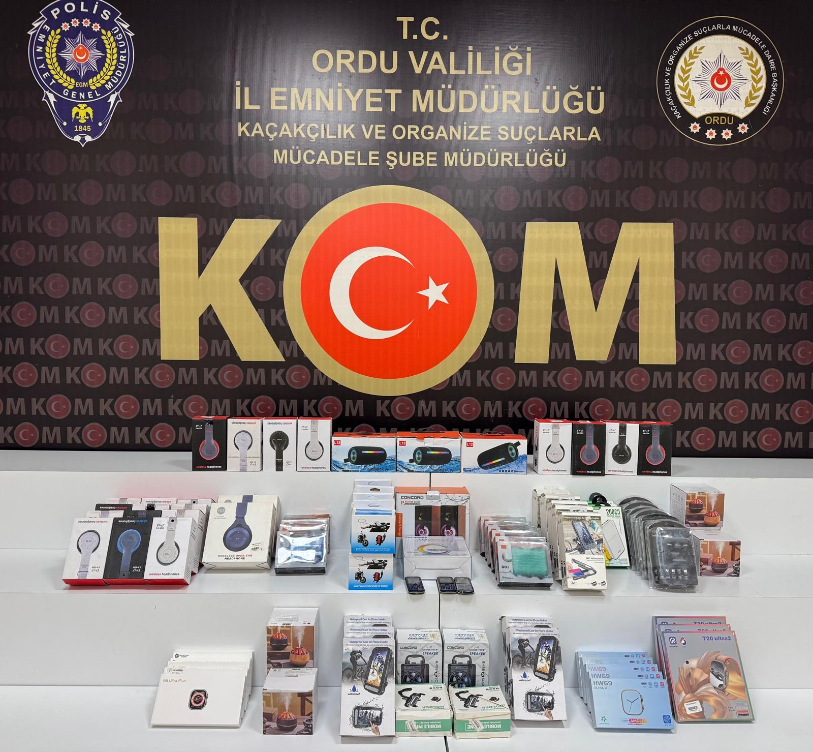 KOM 1 1