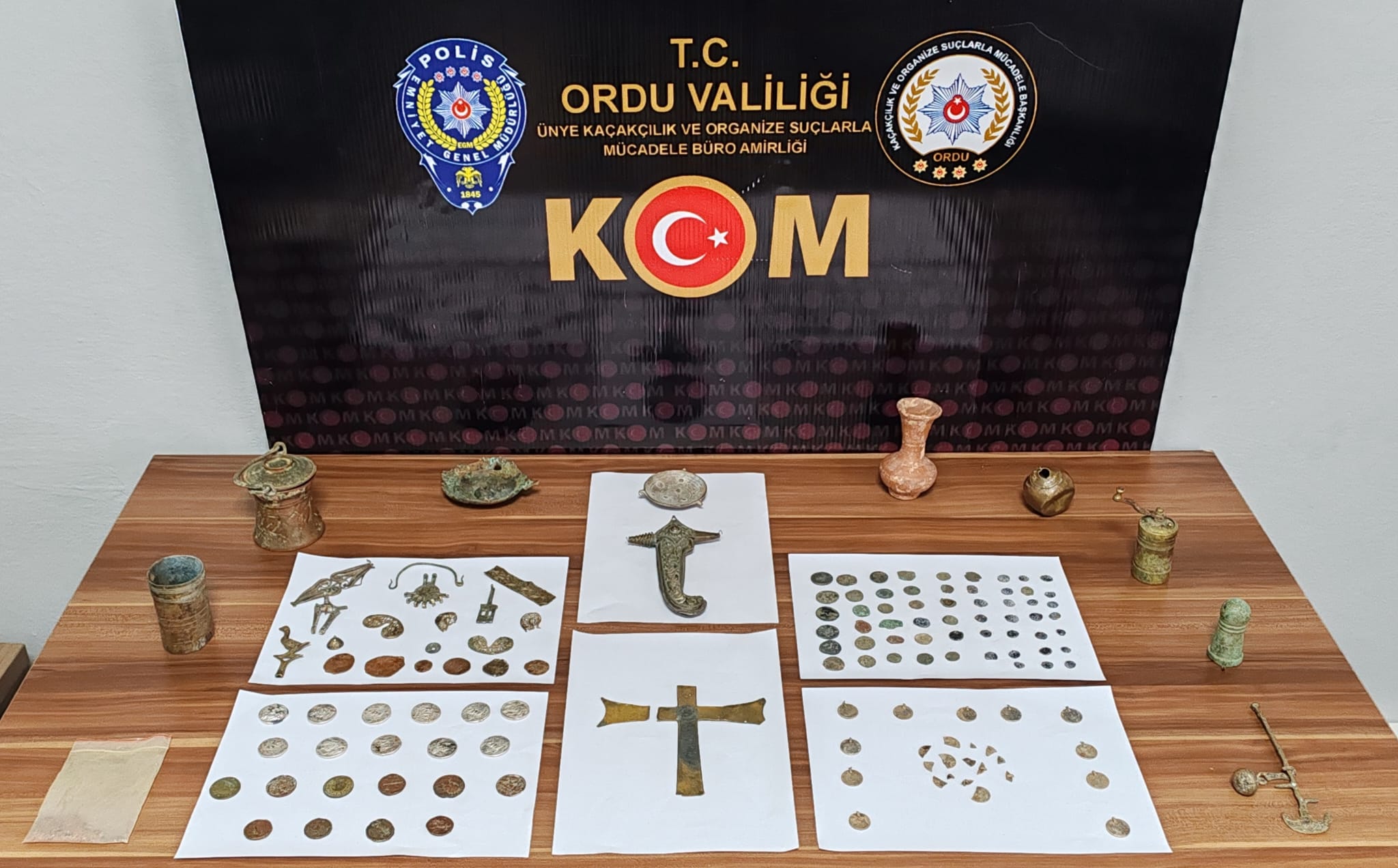 Dolandırıcılık, Kaçakçılık ve Tarihi Eser Ticareti
