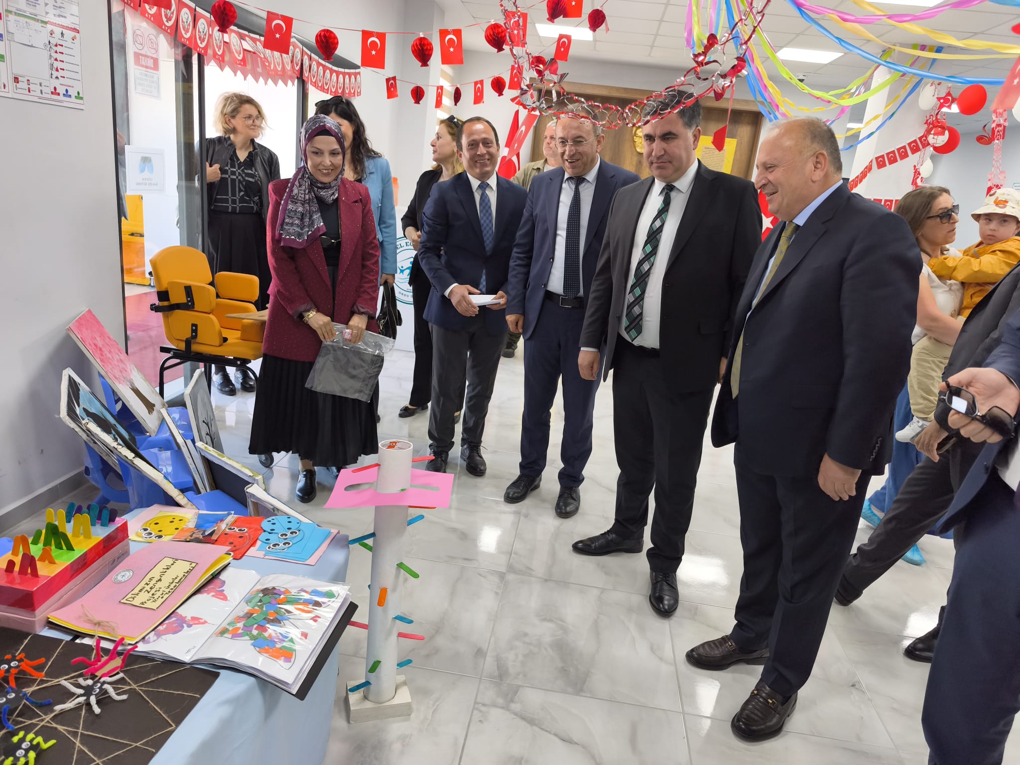 UNYE BELEDIYESINDEN OZEL COCUKLARA ENGELSIZ PARK 13