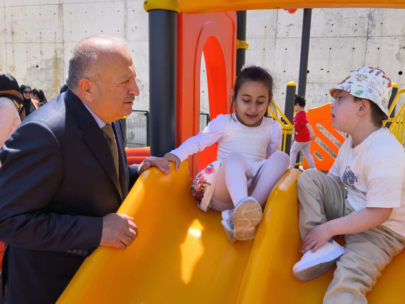 UNYE BELEDIYESINDEN OZEL COCUKLARA ENGELSIZ PARK 2