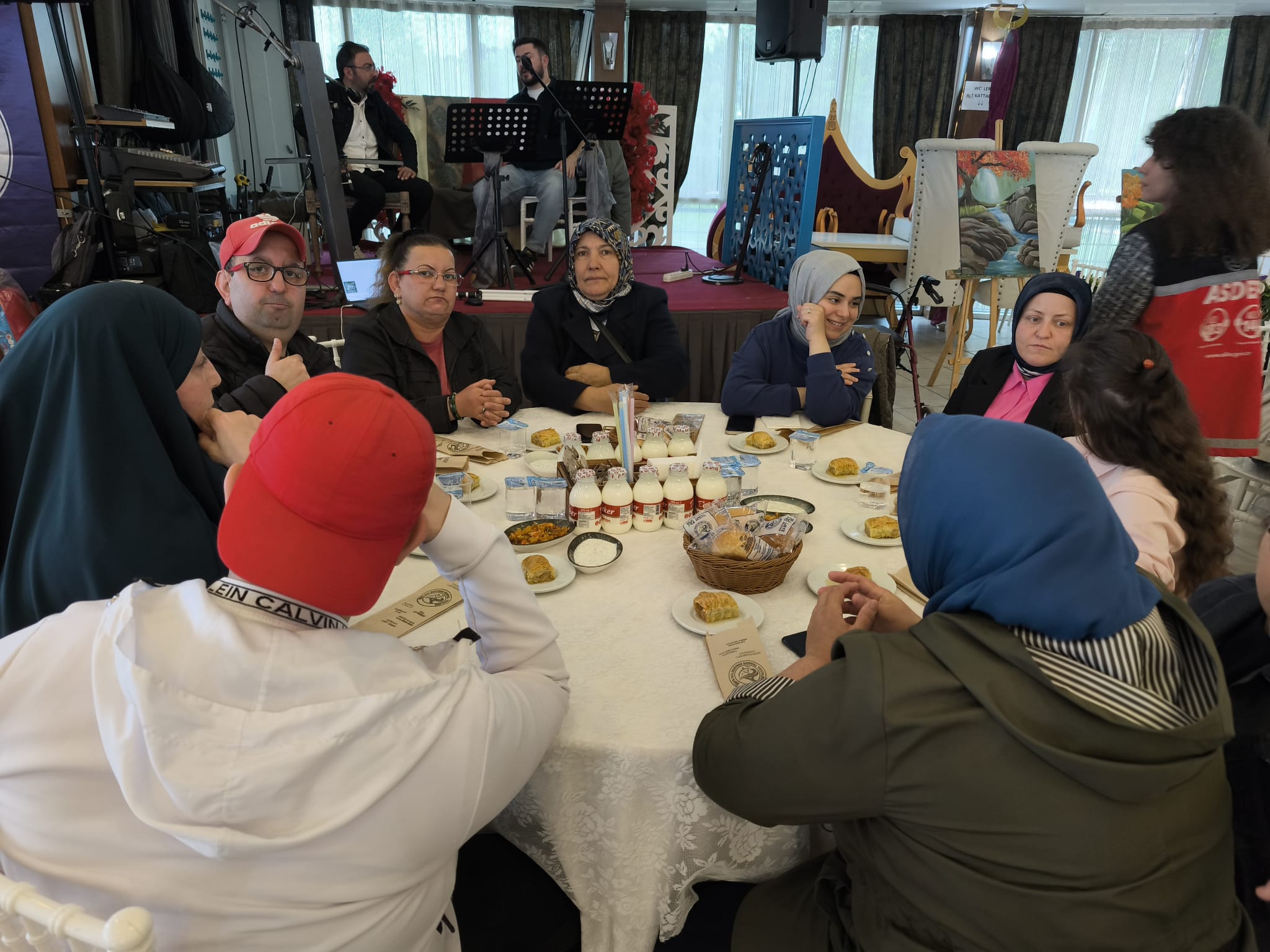 UNYEDE ENGELLILER HAFTASI ETKINLIGI DUZENLENDI 16