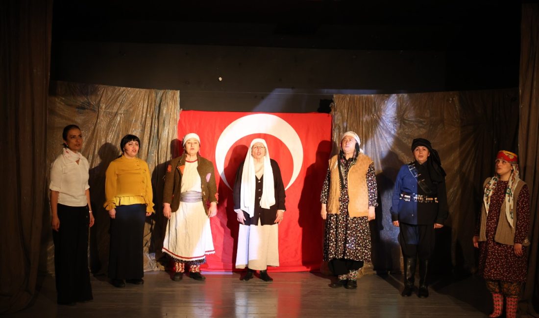 Altınordu Belediyesi, Gençlik Haftası kapsamında Kuvayi Milliye Kadınları adlı tiyatro