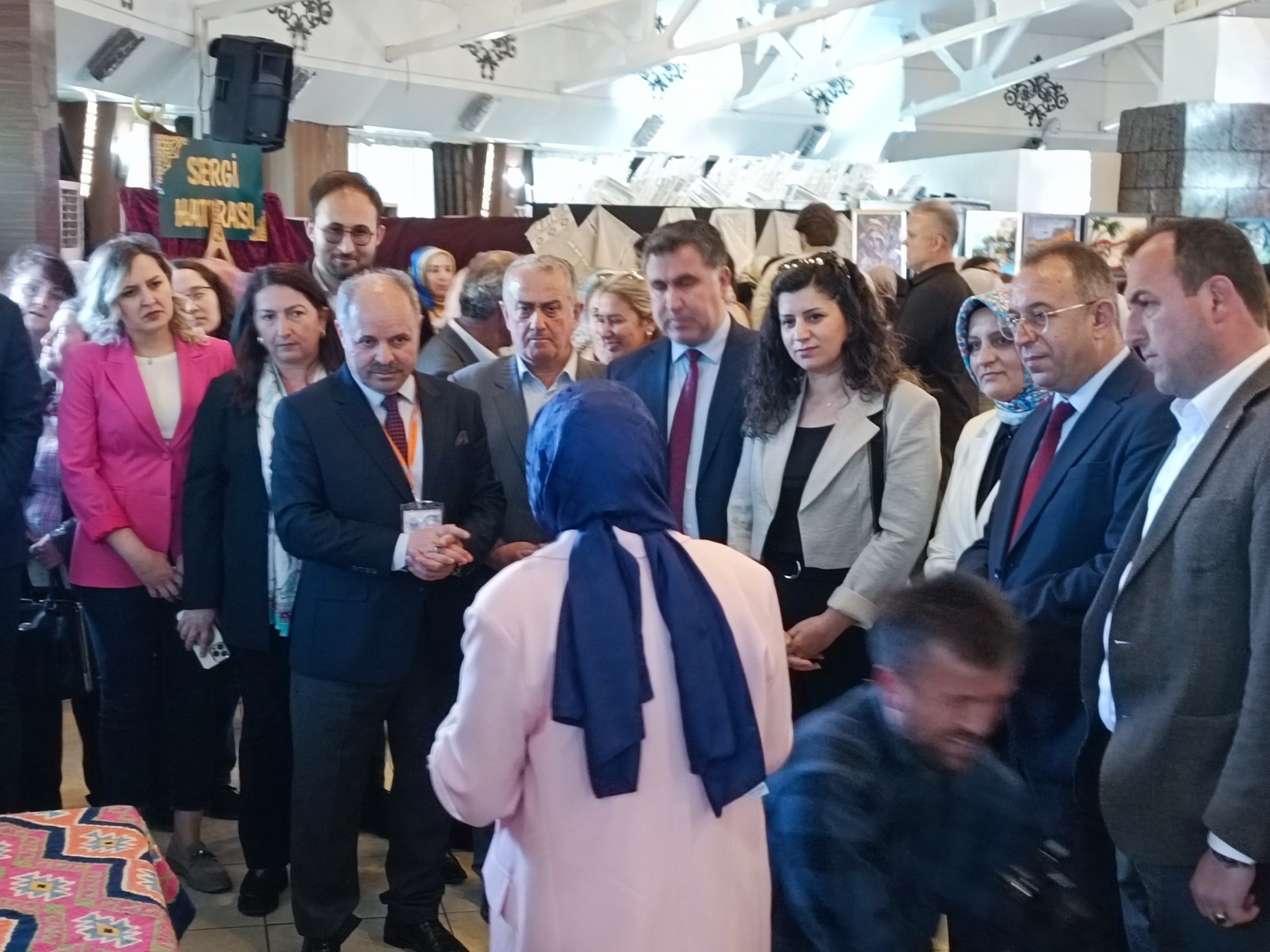ataturk parki sergi acilis.jpg1