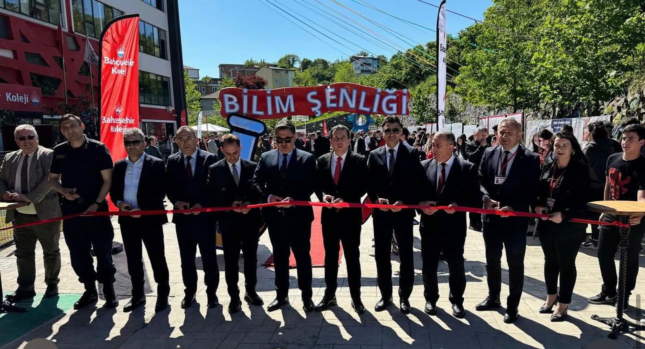bahcesehir bilim senligi.jpg8