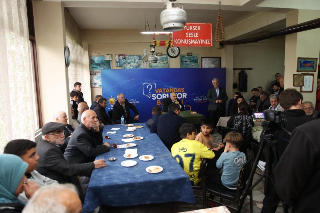 baskan guler 1 gunde 3 mahalleyi ziyaret ederek vatandaslari dinledi 7053 1