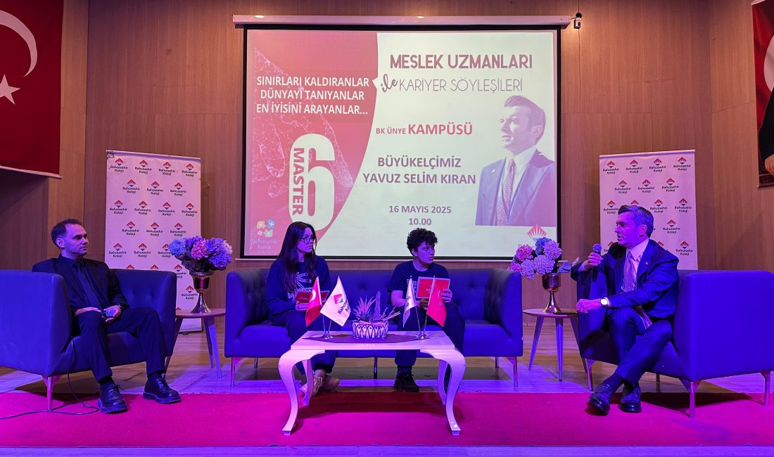 Büyükelçi Yavuz Selim Kıran Öğrencilerle Buluştu