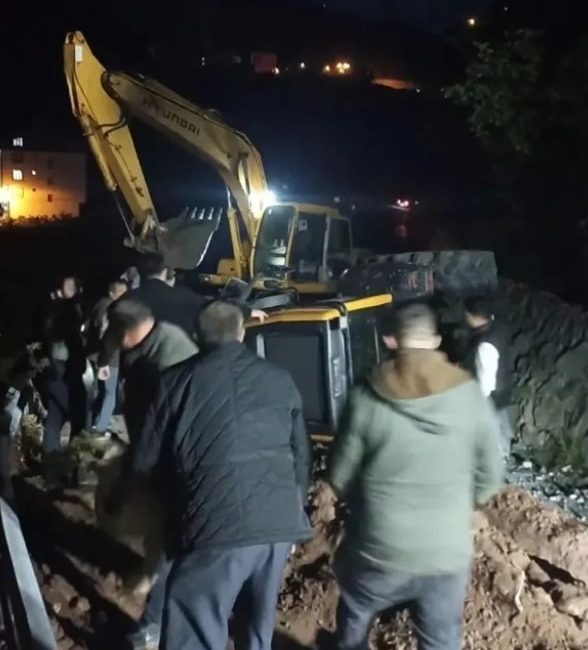 Çatalpınar ilçesine bağlı Güney Mahallesi’nde meydana gelen kazada, seyir halindeki