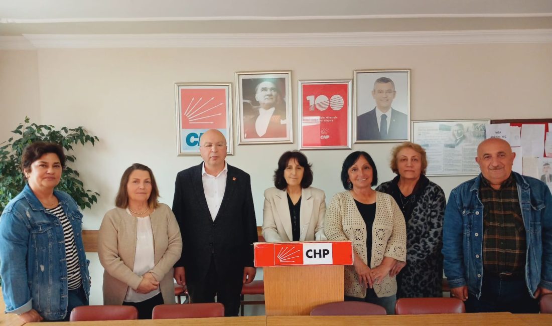 Anneler Günü ülkemizde 1955 yılından itibaren kutlanmaya başlamıştır. Başta ülkemizin