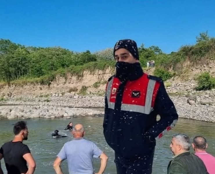 Genç Jandarma Astsubay Gölette Boğularak Hayatını Kaybetti hakan fidan unye