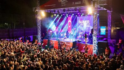 Altınordu Belediyesi Milli Bayramlara Damga Vurmaya Devam Ediyor