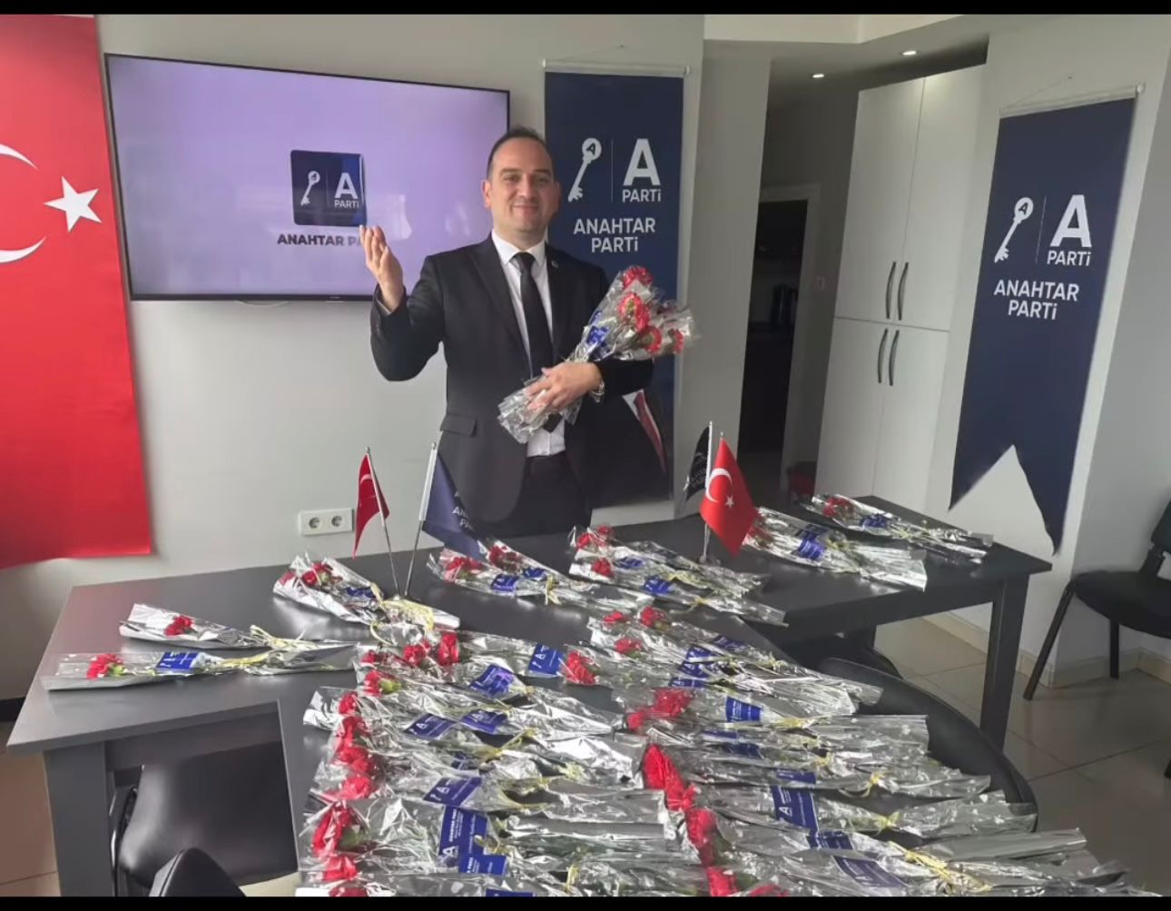 unye anahtar partisi.jpg4