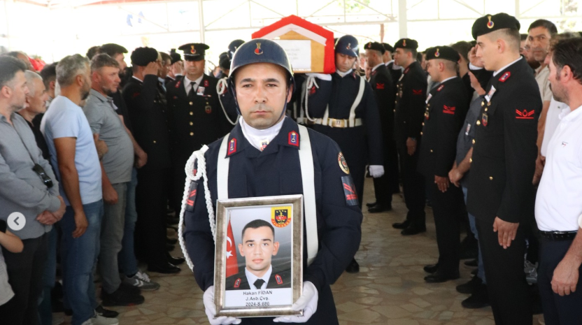 Astsubay Hakan Fidan Ünye’de Son Yolculuğuna Uğurlandı unye astsubay hakan fidan