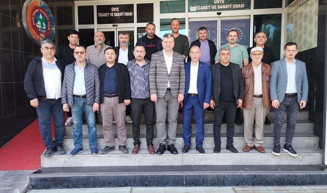 ÜTSO Başkanı İrfan Akar, 1. Meslek Grubu Üyeleriyle Kahvaltıda Buluştu