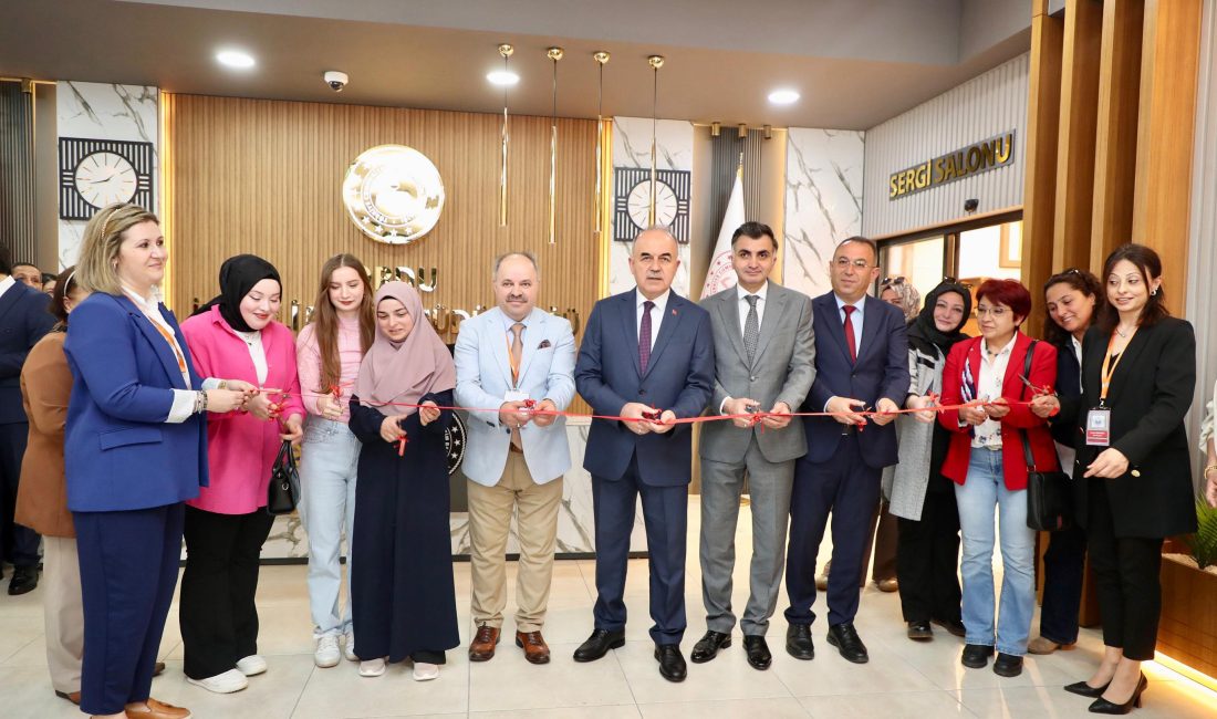 Vali Muammer Erol,  Ünye Mürüvvet Vidinli Halk Eğitimi Merkezi müdürlüğünce