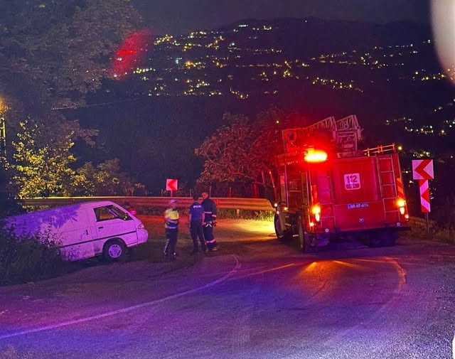 Seyir Halindeki Araç Alev Aldı ARAC ALEV ALDI