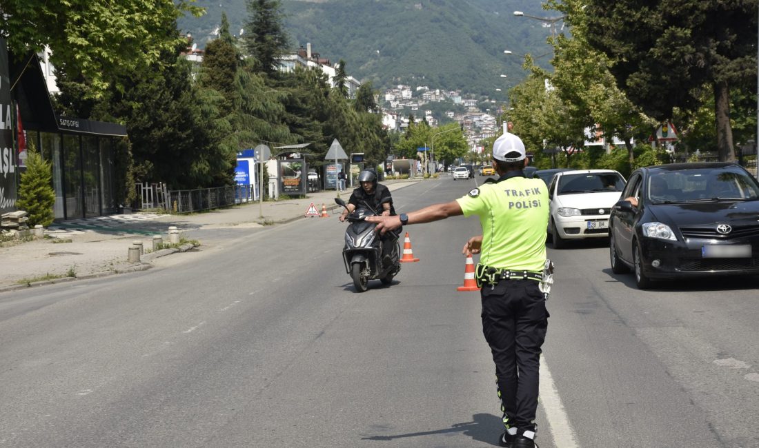 60 Kişi Yaralandı, 58 Sürücü Ehliyetini Kaybetti