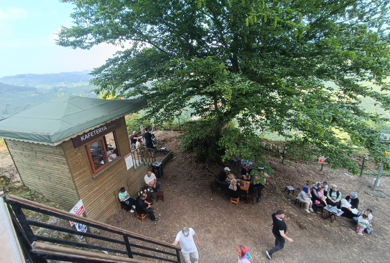 UNYE KALESINE ZIYARETCI AKINI 14 GUNDE 35 BIN TURIST AGIRLADI 4