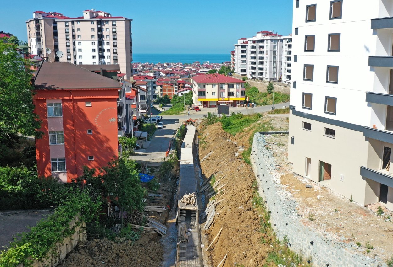 altinordu da altyapi icin yogun mesai 9180