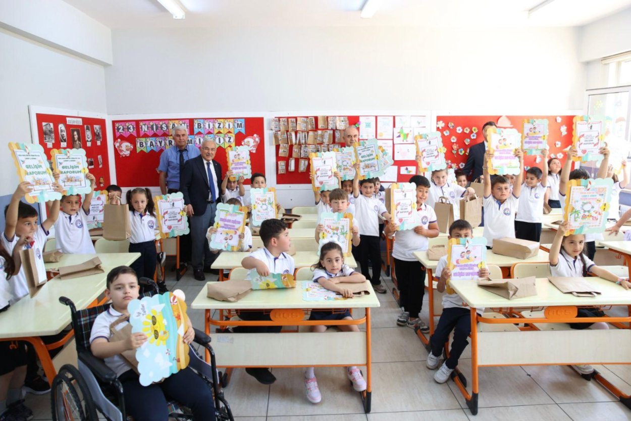 Başkan Güler Öğrencileri Yalnız Bırakmadı baskan guler ogrencileri yalniz birakmadi 4686