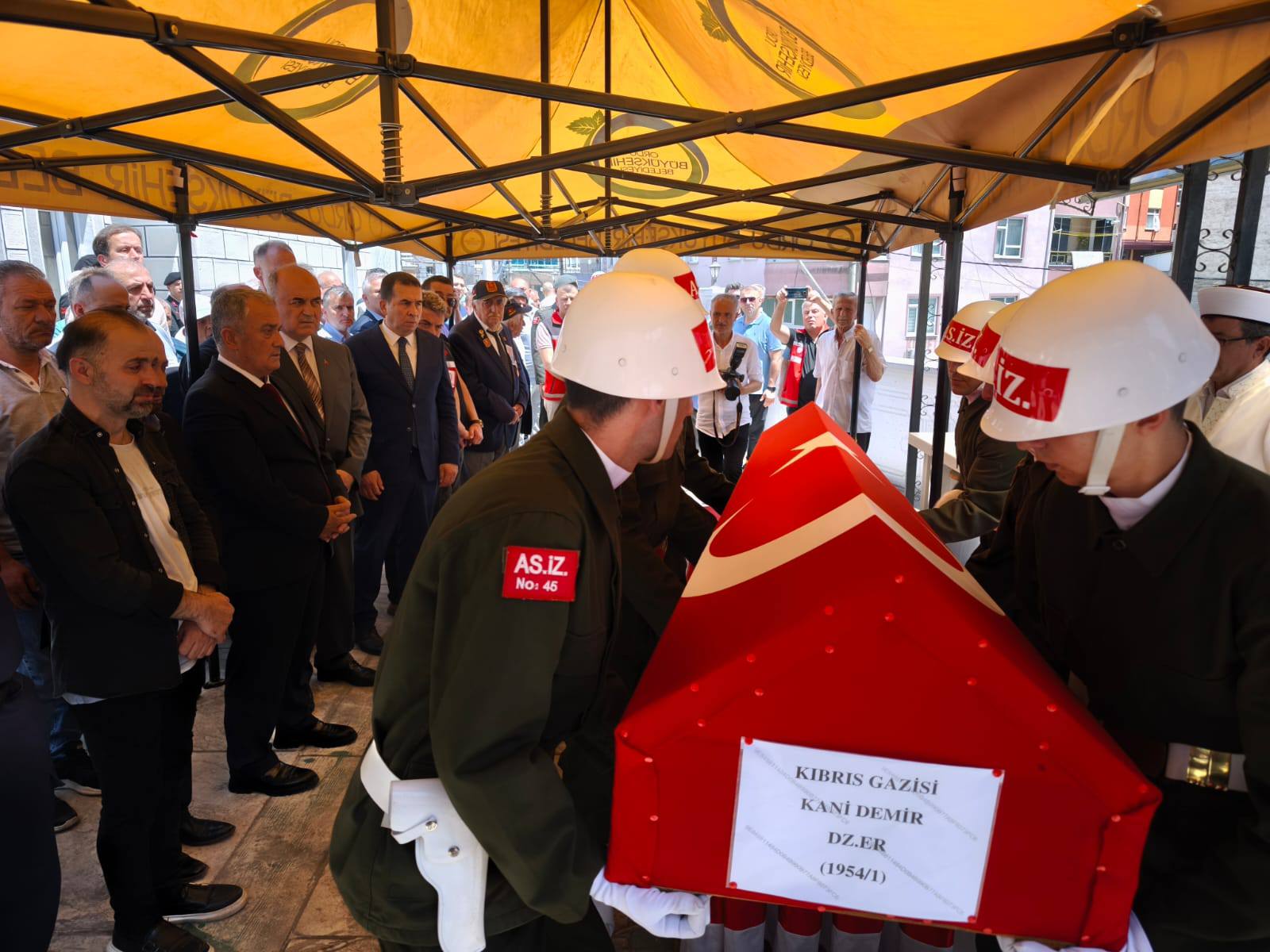 kibirs gaizi son yolculuguna ugurlandi.jpg1