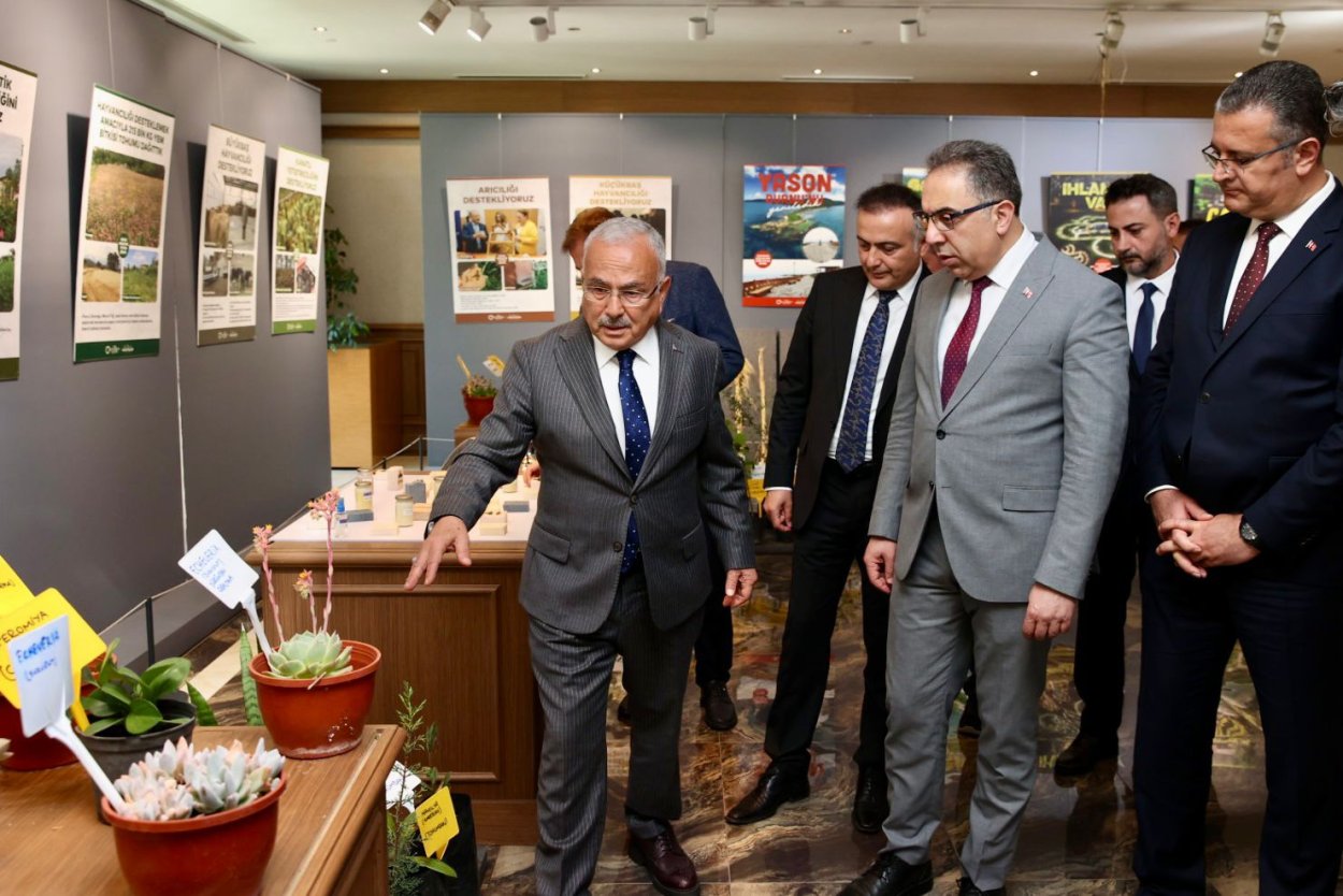 Tarım Ve Orman Bakan Yardımcısı Gümen Büyükşehirde tarim ve orman bakan yardimcisi gumen buyuksehirde 6659 1