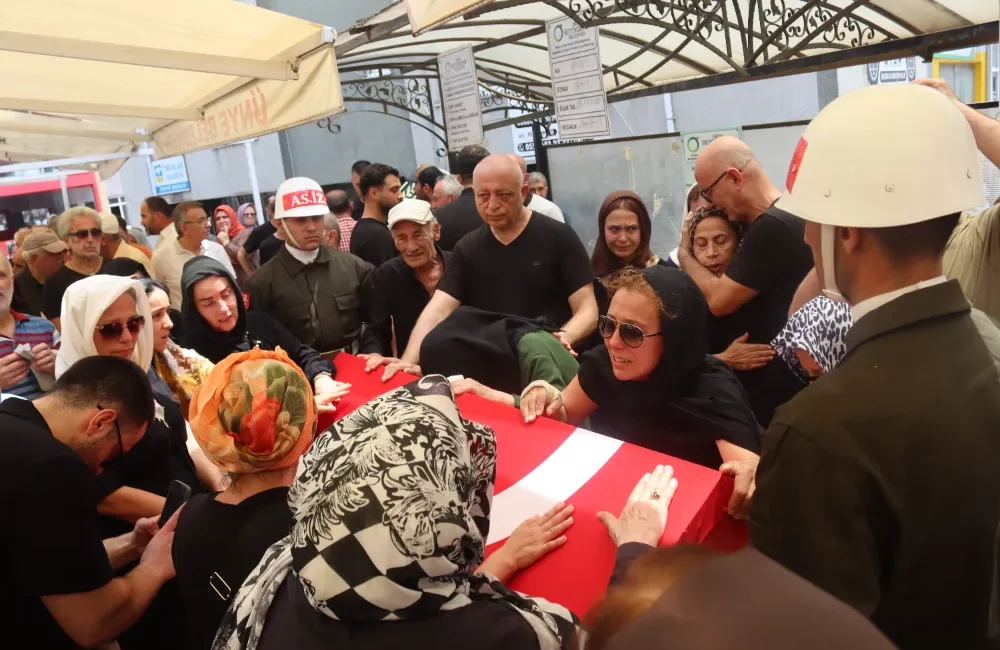 Ünyeli Kıbrıs Gazisi Emekli Astsubay Şahin Demirci (83), son yolculuğuna