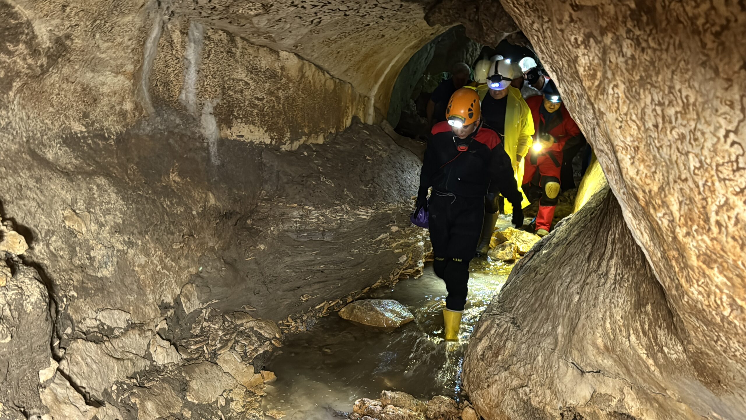 Başkan Tavlı’dan Ünye Turizmine Yeni Nefes: YAZKONAĞI MAĞARASI… 6 scaled 1