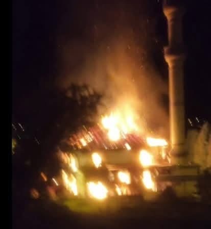 Ordu’nun Altınordu ilçesi Akkese Mahallesi’nde bulunan bir camide çıkan yangın,
