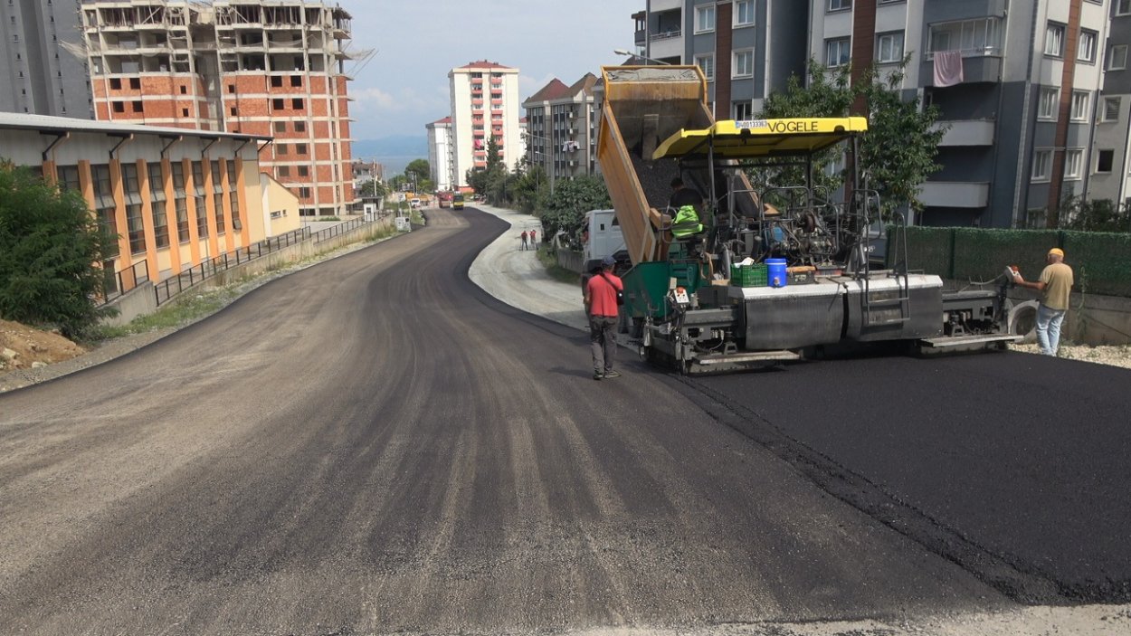 fatsa da alt yapisi guclenen sokaklar asfaltla taclandi 3584