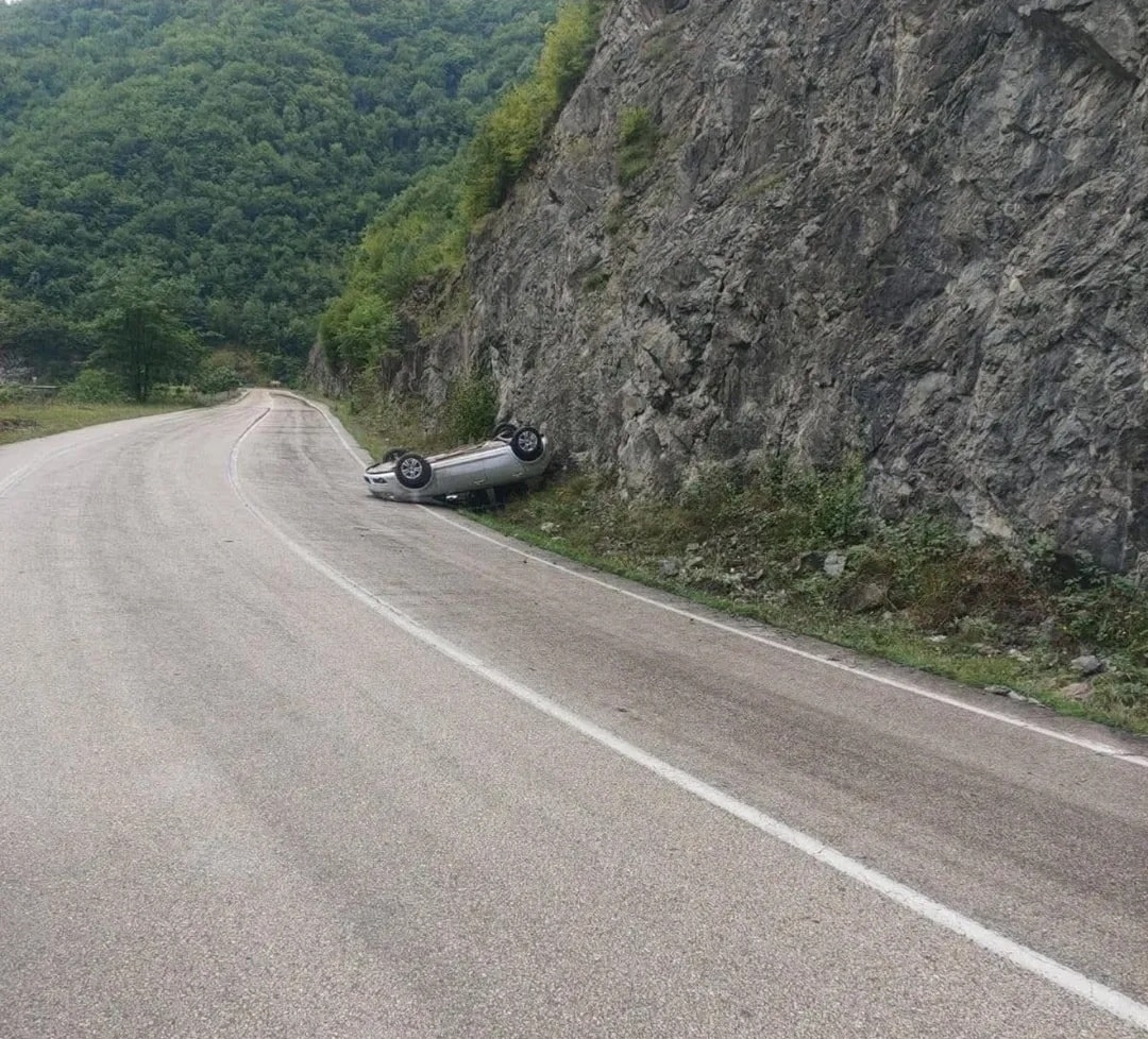 Fatsa Dere Yolu’nda Takla Atan Araçtan Sürücü Sağ Kurtuldu fatsa kaza 1