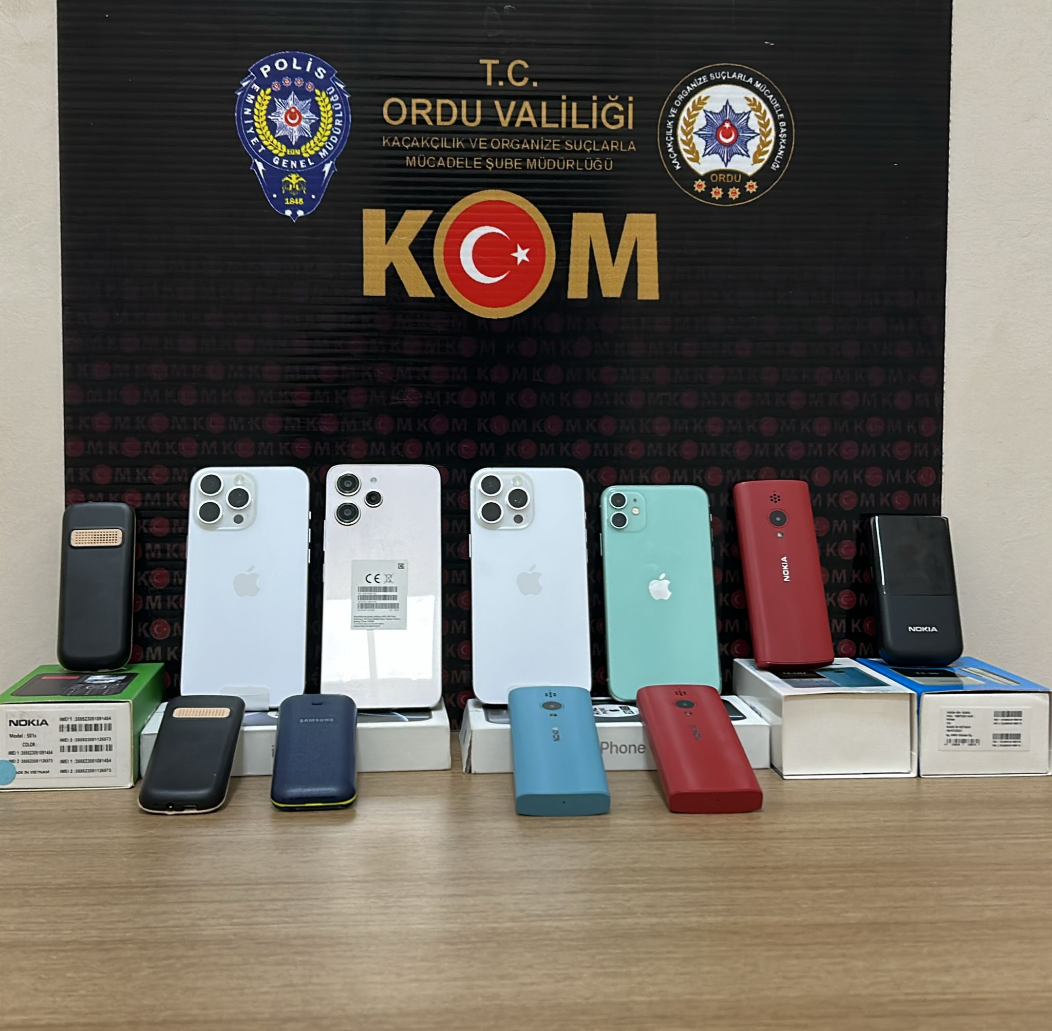 KOM 1