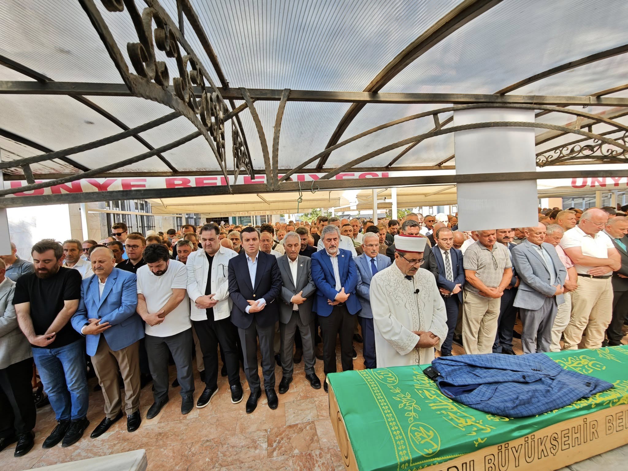 Yavuz Selim Kıran’ın Amcası Zekai Kıran Son Yolculuğuna Uğurlandı buyukelci.jpg1
