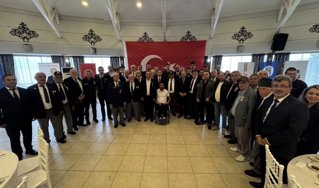 19 Eylül Gaziler Günü dolayısıyla Ünye’de tören düzenlendi. Programa Ünye