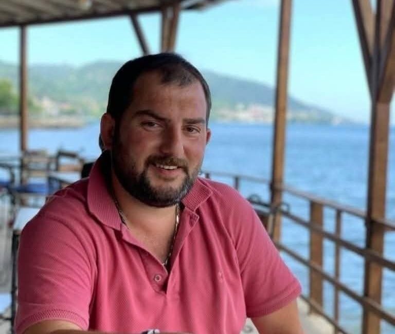 Ordu’nun Perşembe ilçesine bağlı Dereiçi Mahallesi, genç ve sevilen muhtarını
