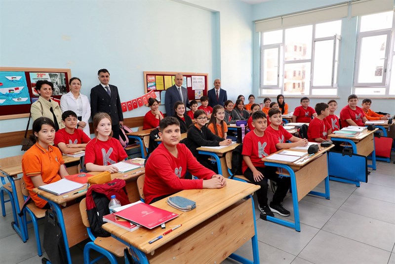 Vali Erol, Ortaokul Öğrencisinin Sözünü Yerine Getirdi ORDU VALILIGI 2.jpeg2 2