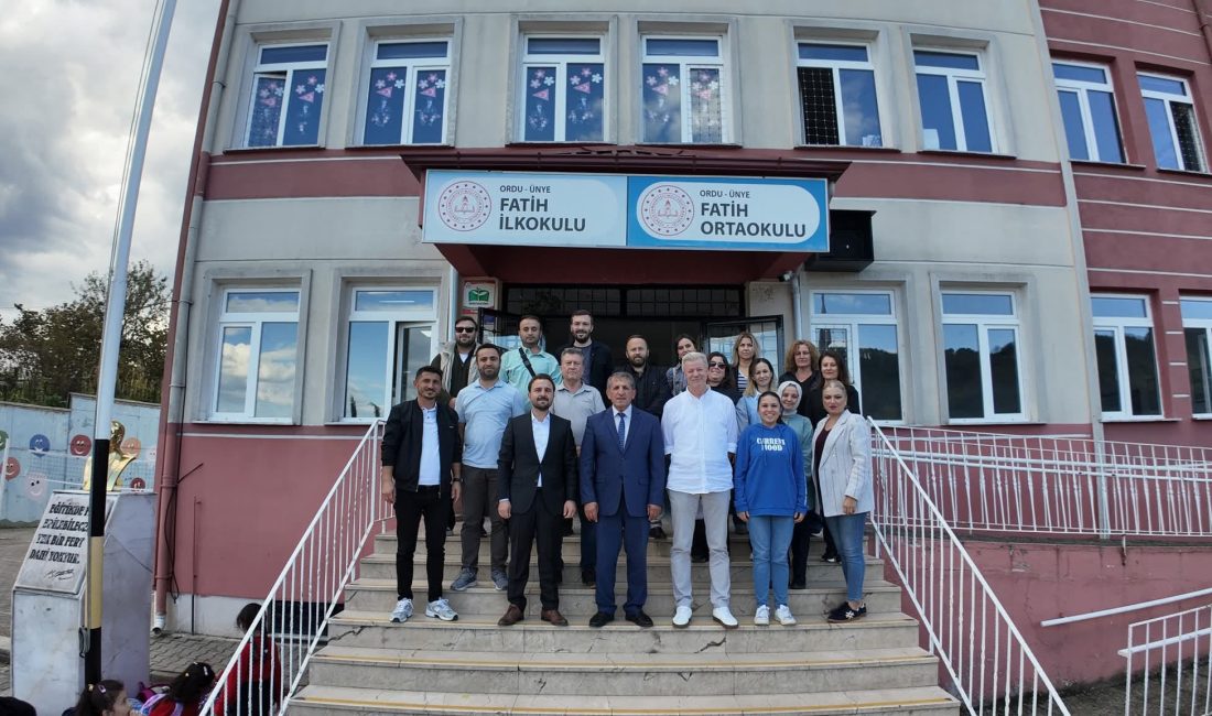 Ünye’nin eğitim camiası, uzun yıllar boyunca binlerce öğrenciye ışık tutan