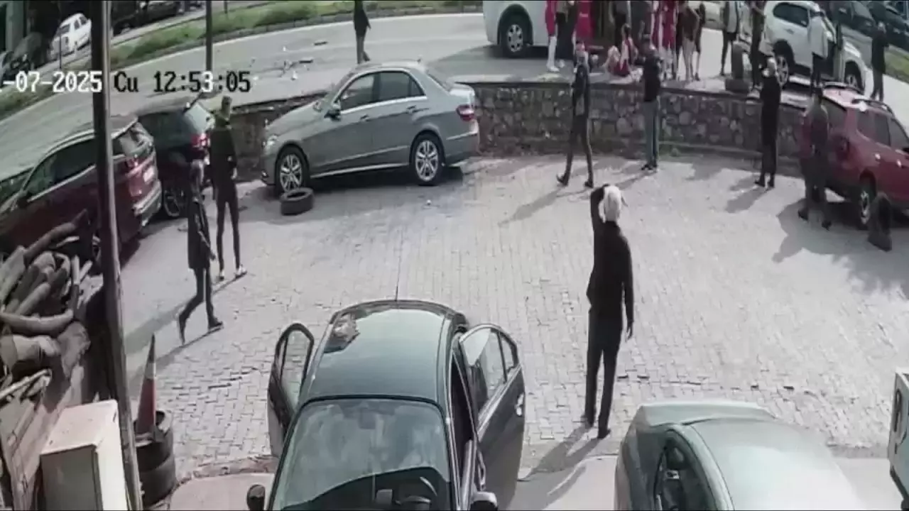 Ünye’de Dolmuş Cip’e Çarptı: 11’i Öğrenci 13 Kişi Yaralandı IMG 8960